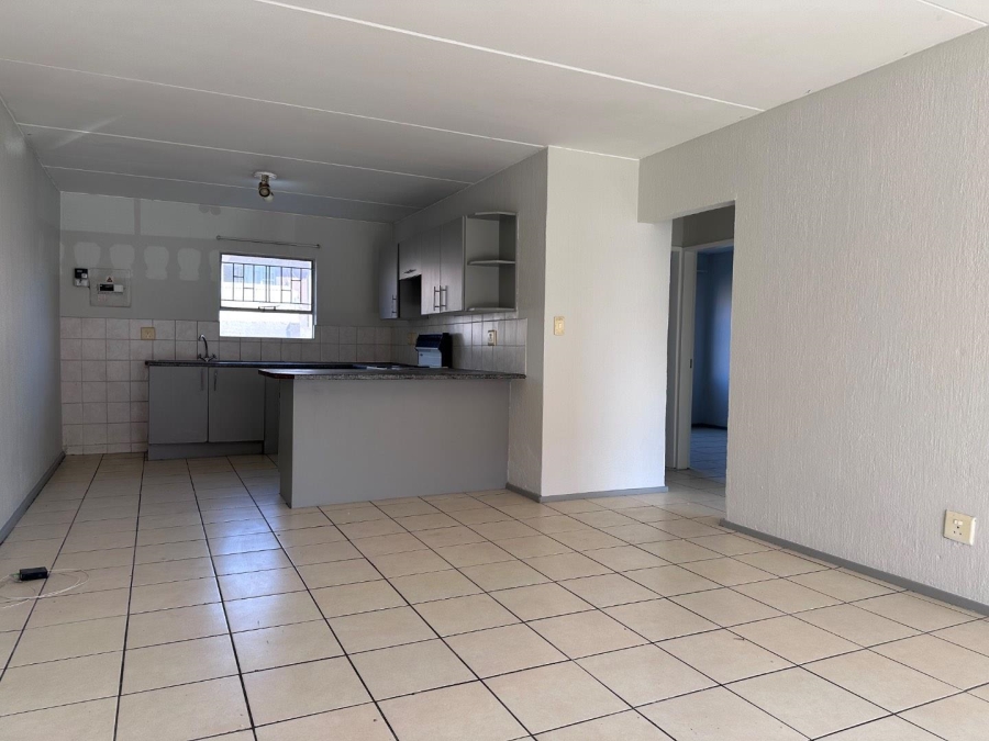 2 Bedroom Property for Sale in Vorna Valley Gauteng