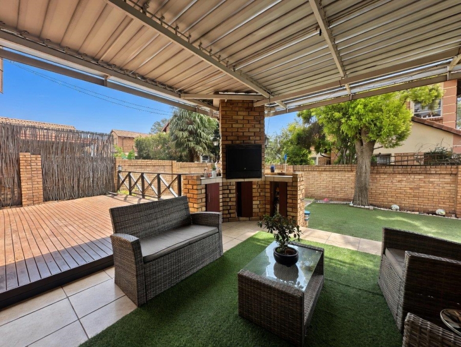 4 Bedroom Property for Sale in Eden Glen Gauteng