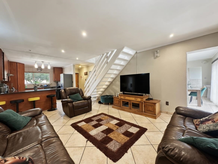 4 Bedroom Property for Sale in Eden Glen Gauteng