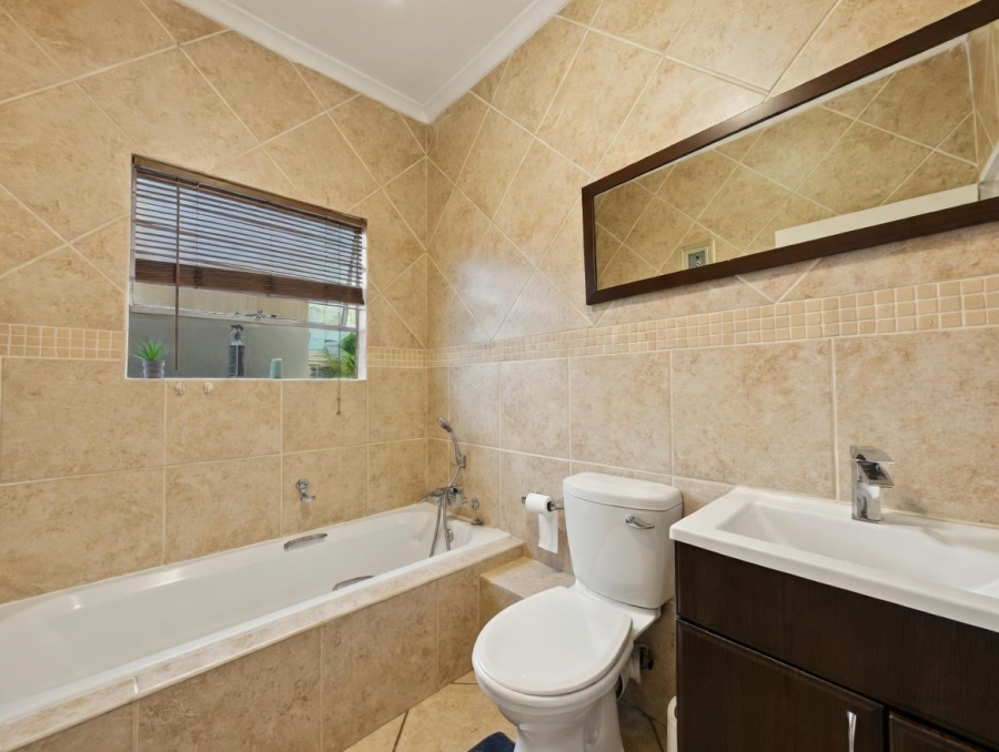 4 Bedroom Property for Sale in Eden Glen Gauteng