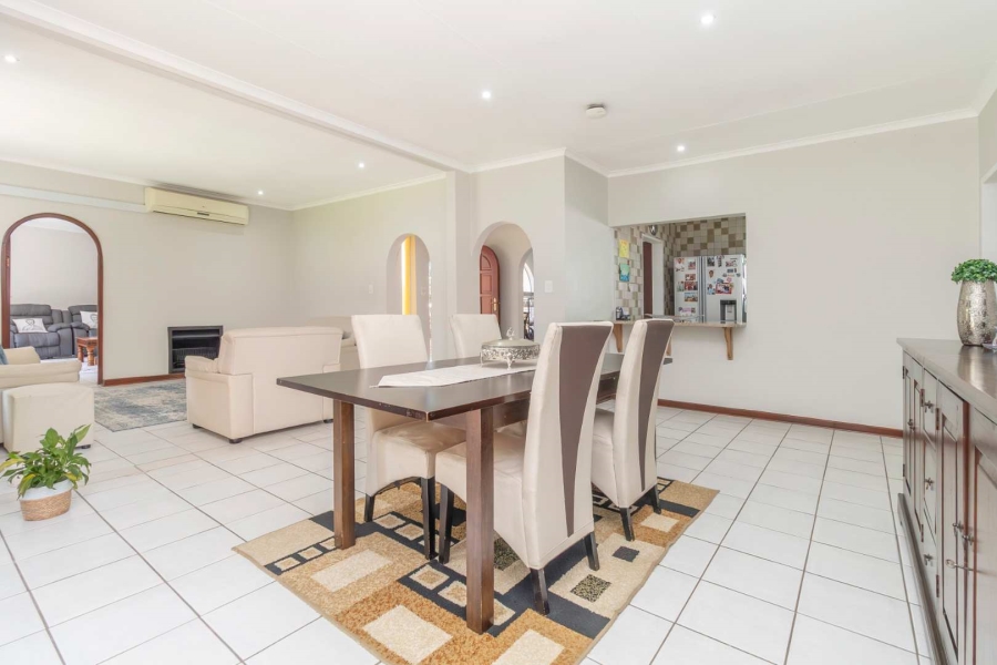 4 Bedroom Property for Sale in Northwold Gauteng