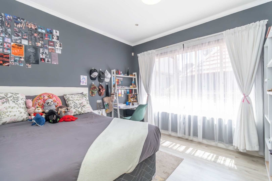 4 Bedroom Property for Sale in Northwold Gauteng