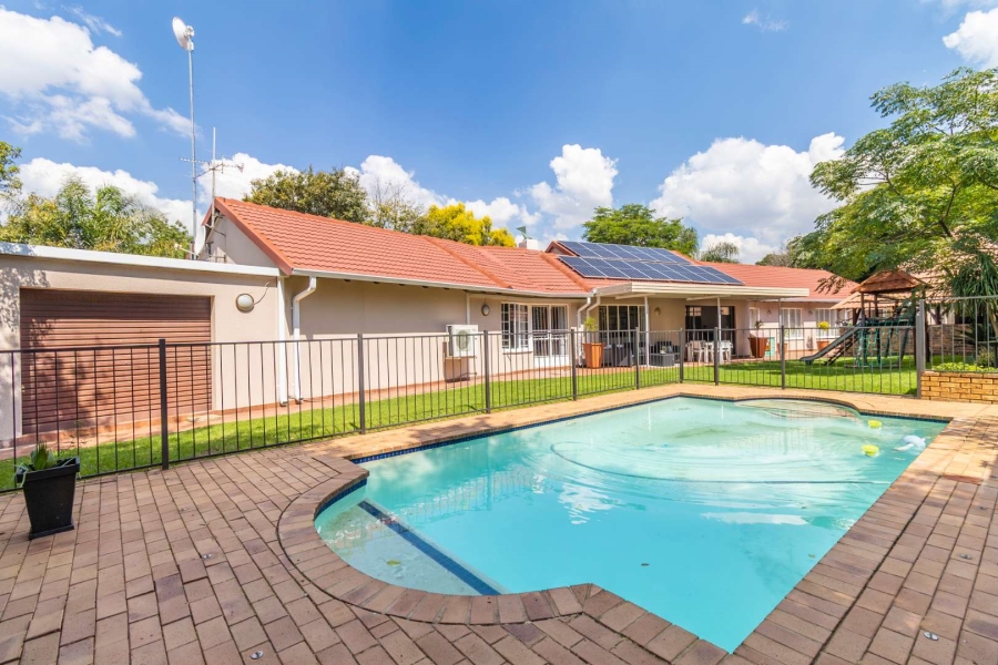 4 Bedroom Property for Sale in Northwold Gauteng