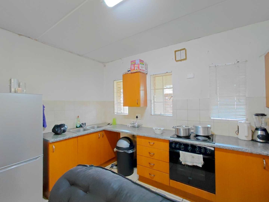 2 Bedroom Property for Sale in Laser Park Gauteng