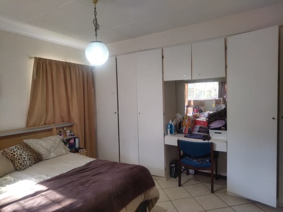 3 Bedroom Property for Sale in Florauna Gauteng