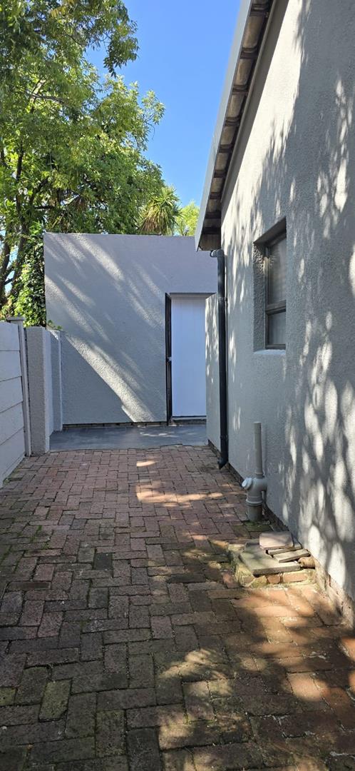 4 Bedroom Property for Sale in Garsfontein Gauteng