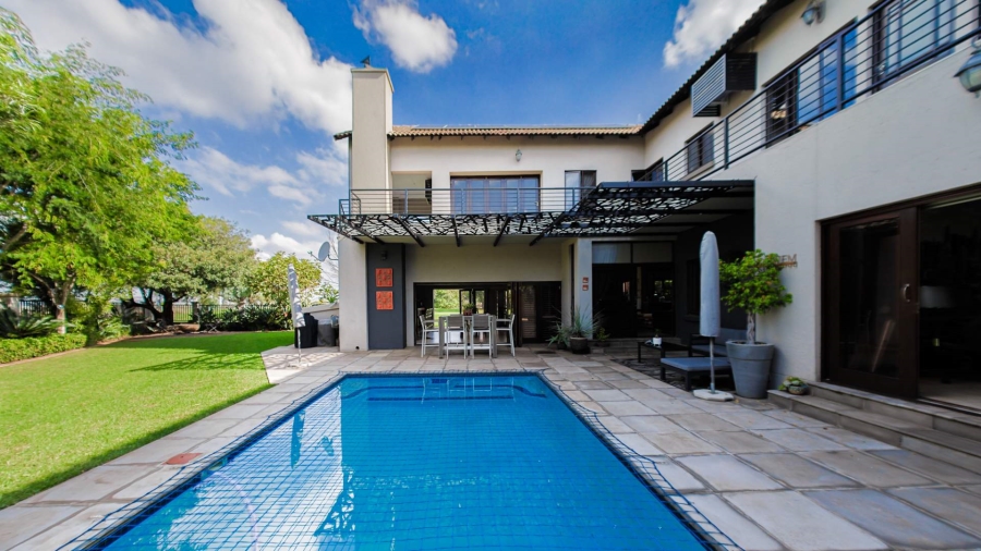 6 Bedroom Property for Sale in Midfield Estate Gauteng