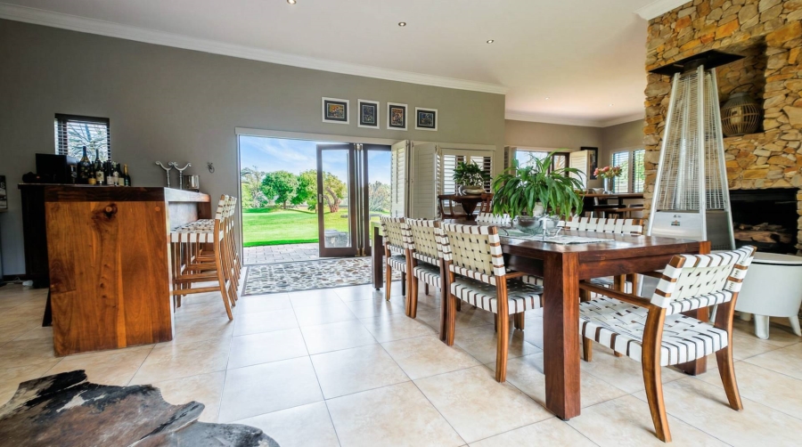 6 Bedroom Property for Sale in Midfield Estate Gauteng