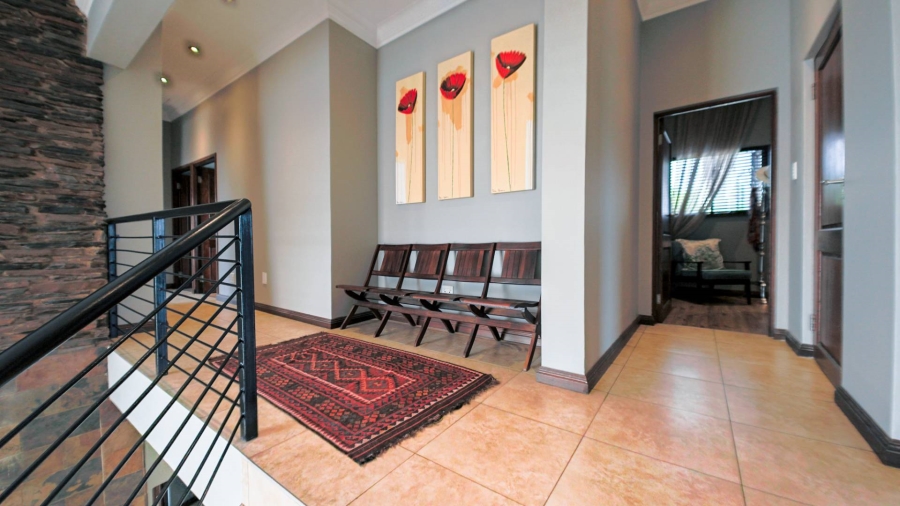 6 Bedroom Property for Sale in Midfield Estate Gauteng