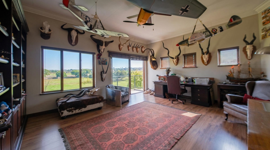 6 Bedroom Property for Sale in Midfield Estate Gauteng