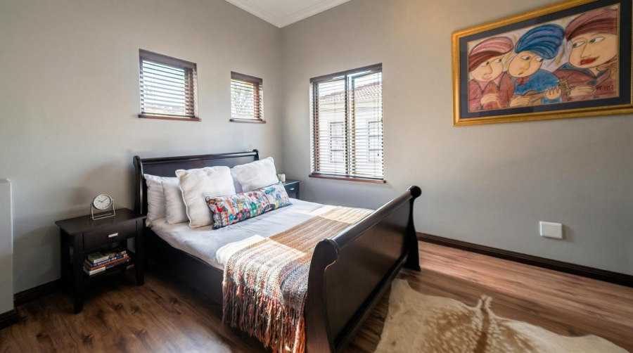 6 Bedroom Property for Sale in Midfield Estate Gauteng