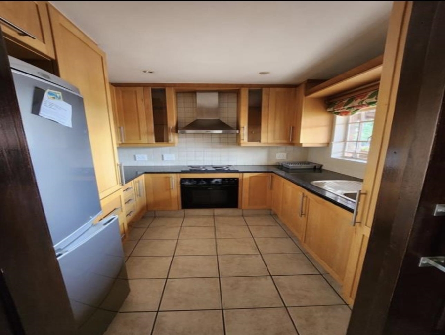 To Let 2 Bedroom Property for Rent in Bryanston Gauteng