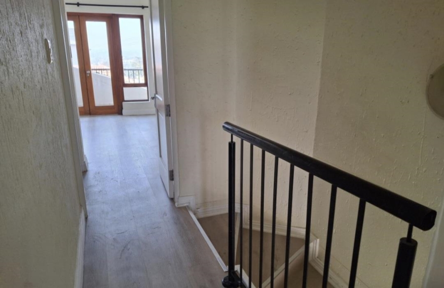 To Let 2 Bedroom Property for Rent in Morningside Gauteng