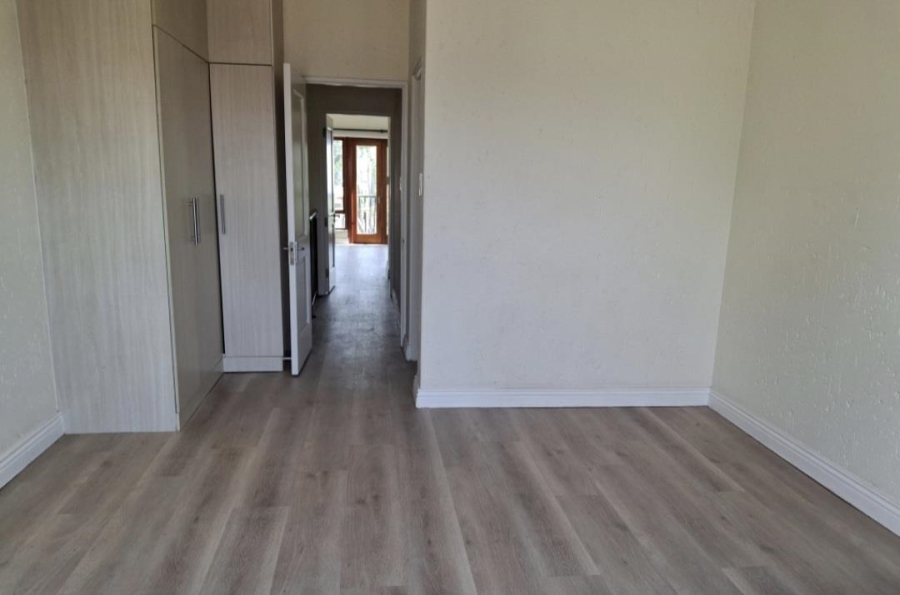 To Let 2 Bedroom Property for Rent in Morningside Gauteng