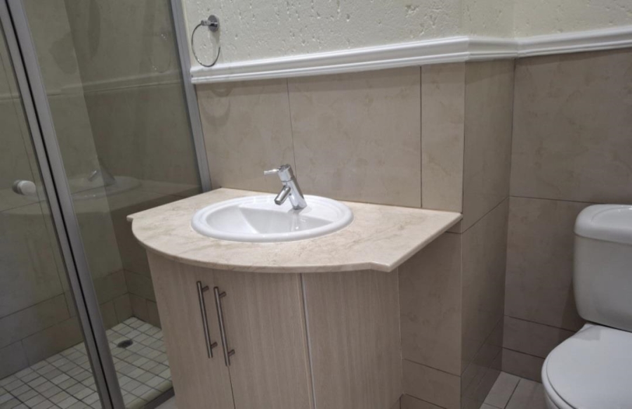 To Let 2 Bedroom Property for Rent in Morningside Gauteng