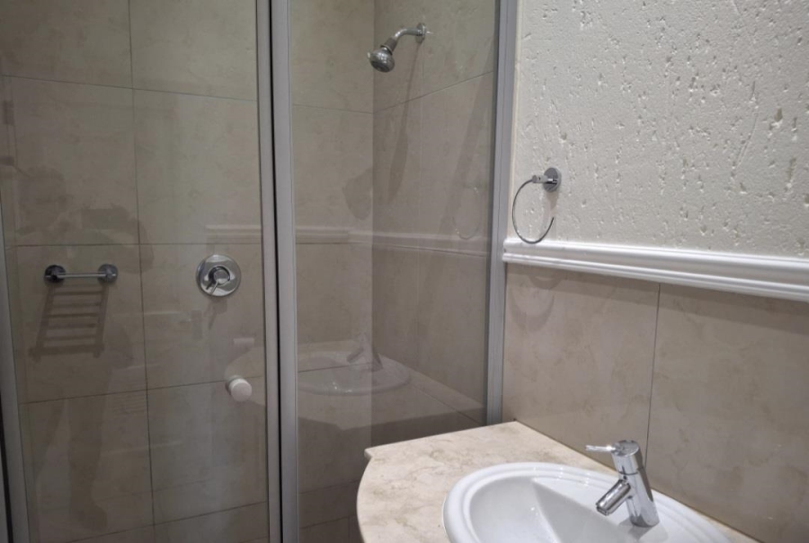 To Let 2 Bedroom Property for Rent in Morningside Gauteng