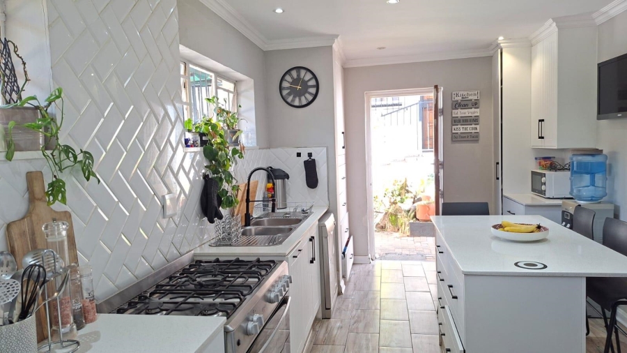 5 Bedroom Property for Sale in Sandringham Gauteng