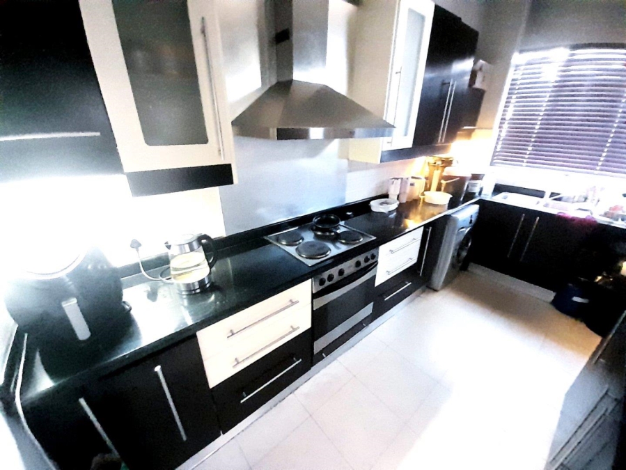 3 Bedroom Property for Sale in Illovo Gauteng