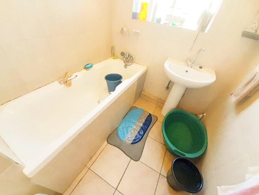 3 Bedroom Property for Sale in Illovo Gauteng