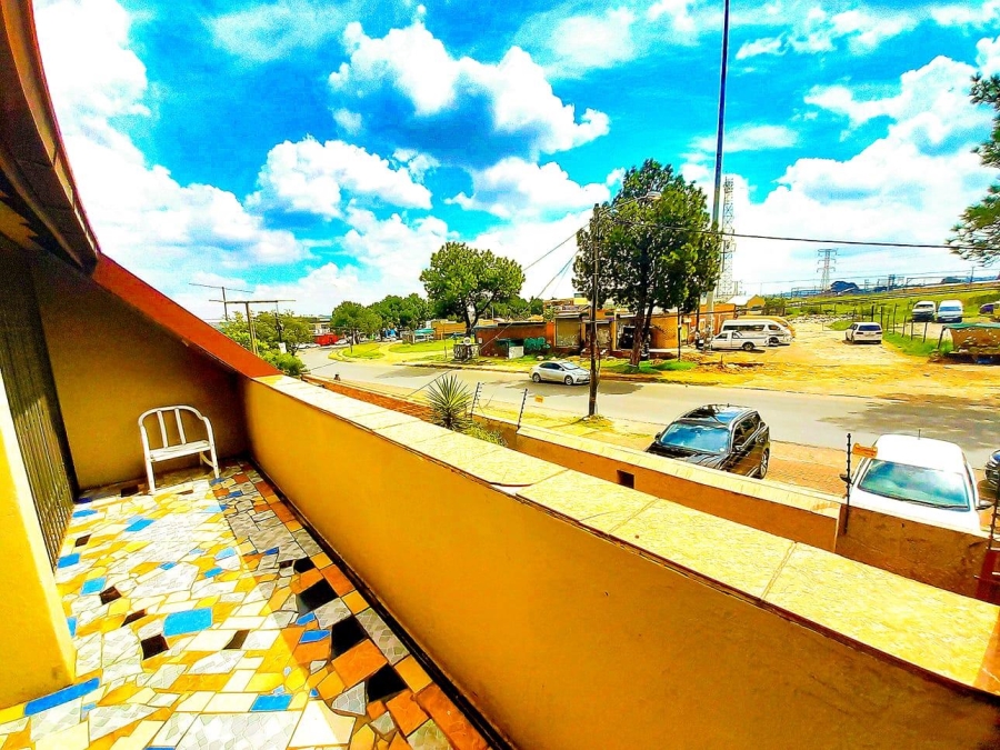 3 Bedroom Property for Sale in Dube Gauteng