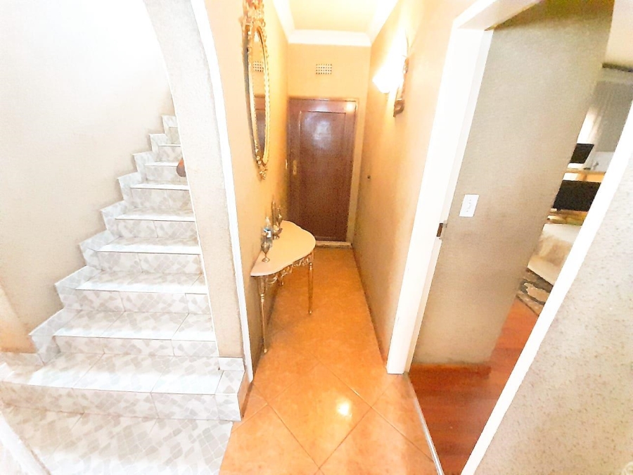 3 Bedroom Property for Sale in Dube Gauteng