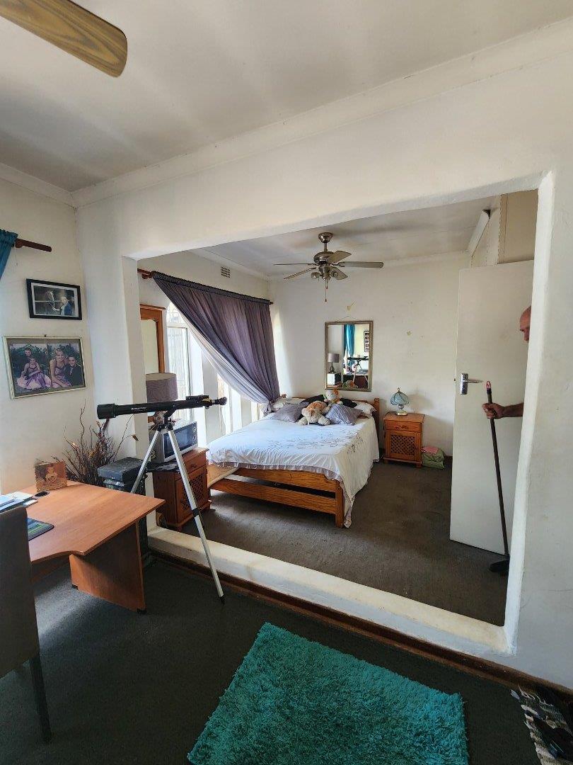 4 Bedroom Property for Sale in Verwoerdpark Gauteng