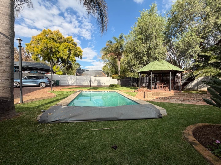 4 Bedroom Property for Sale in Randhart Gauteng
