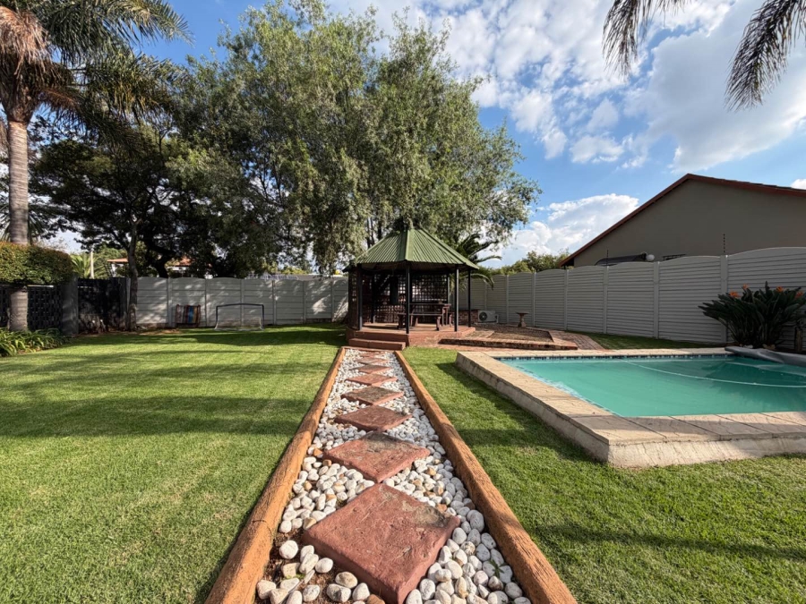 4 Bedroom Property for Sale in Randhart Gauteng