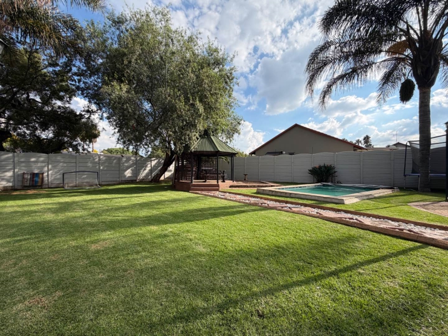 4 Bedroom Property for Sale in Randhart Gauteng