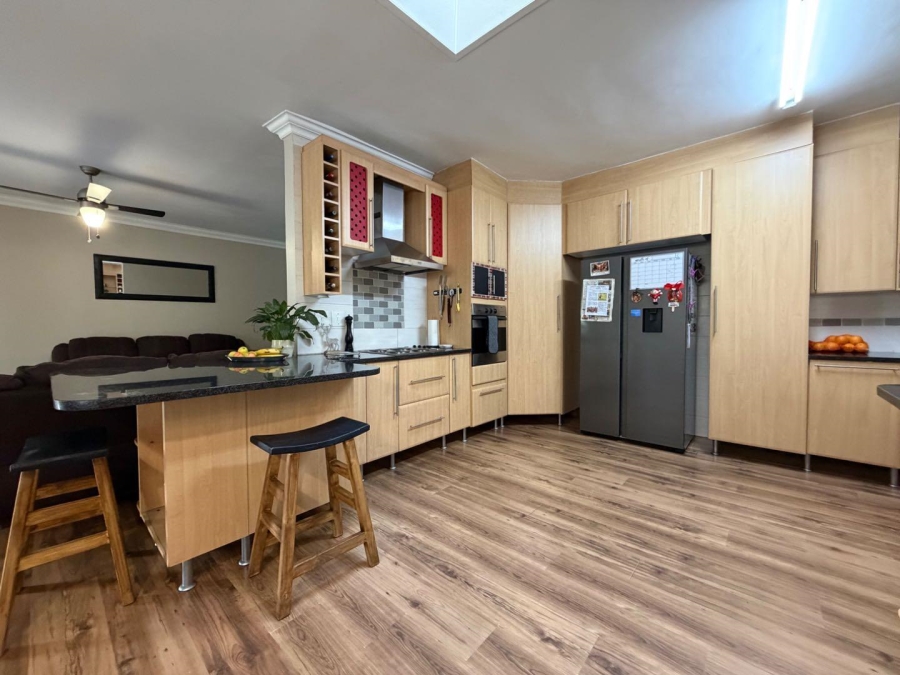 4 Bedroom Property for Sale in Randhart Gauteng