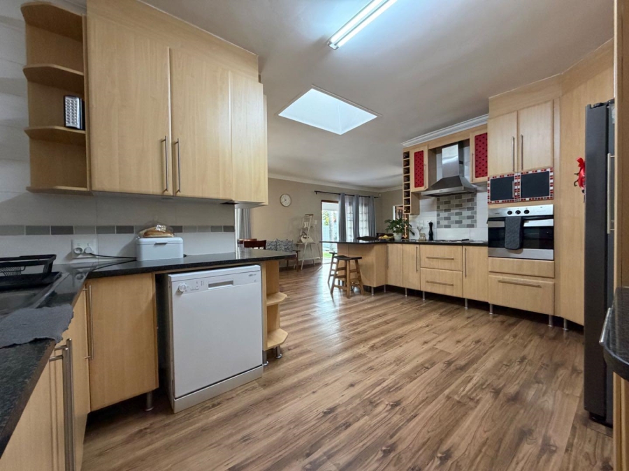 4 Bedroom Property for Sale in Randhart Gauteng