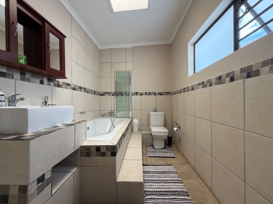 4 Bedroom Property for Sale in Randhart Gauteng