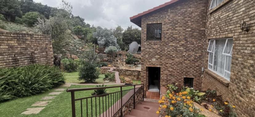 2 Bedroom Property for Sale in Ridgeway Gauteng