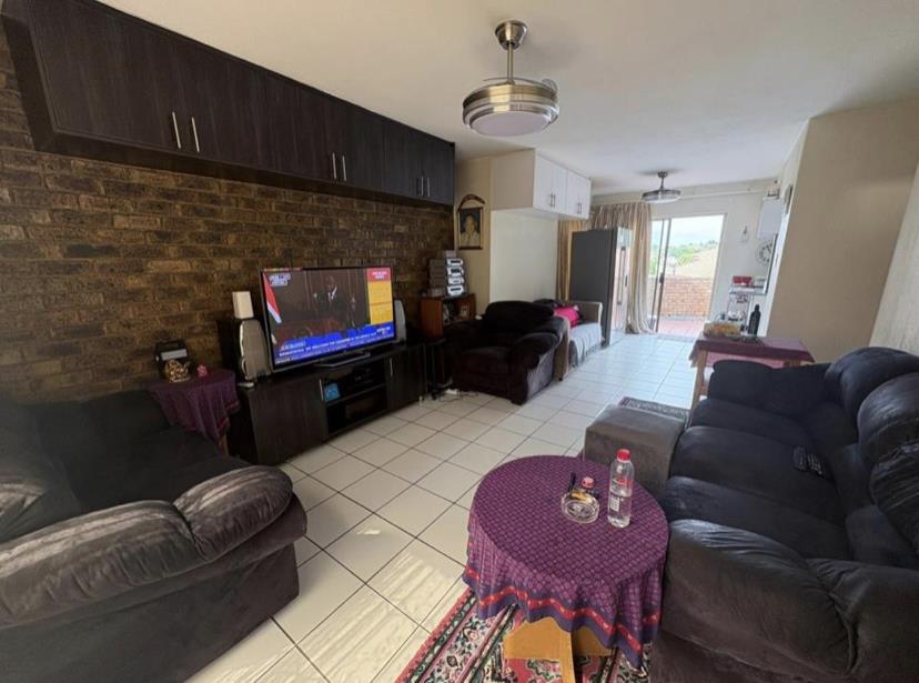 2 Bedroom Property for Sale in Ridgeway Gauteng