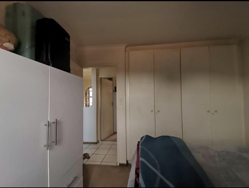 2 Bedroom Property for Sale in Ridgeway Gauteng