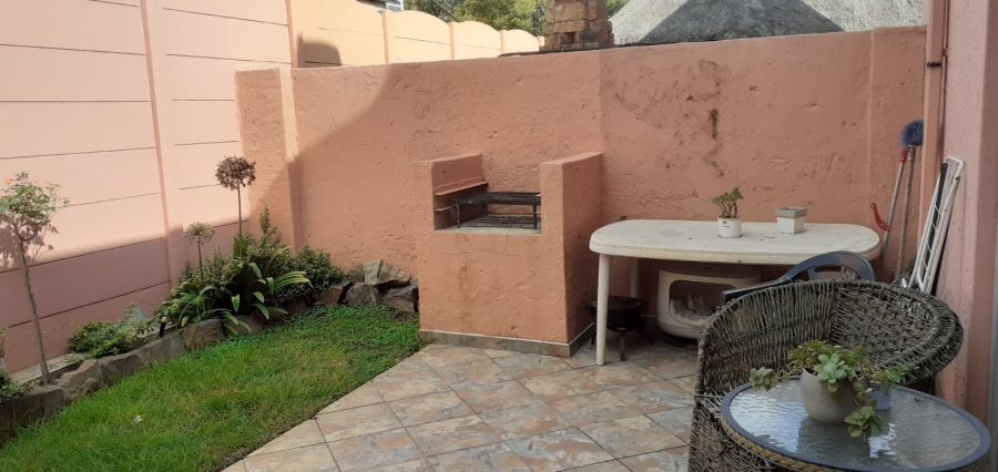 2 Bedroom Property for Sale in Raceview Gauteng