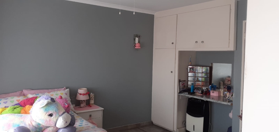2 Bedroom Property for Sale in Raceview Gauteng