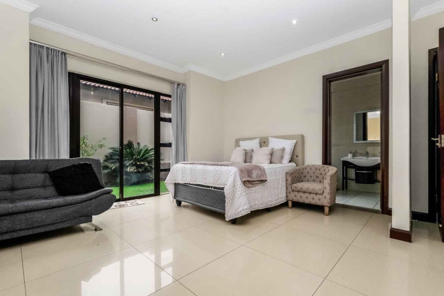 4 Bedroom Property for Sale in Fourways Gauteng