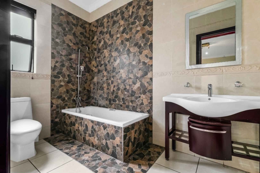 4 Bedroom Property for Sale in Fourways Gauteng