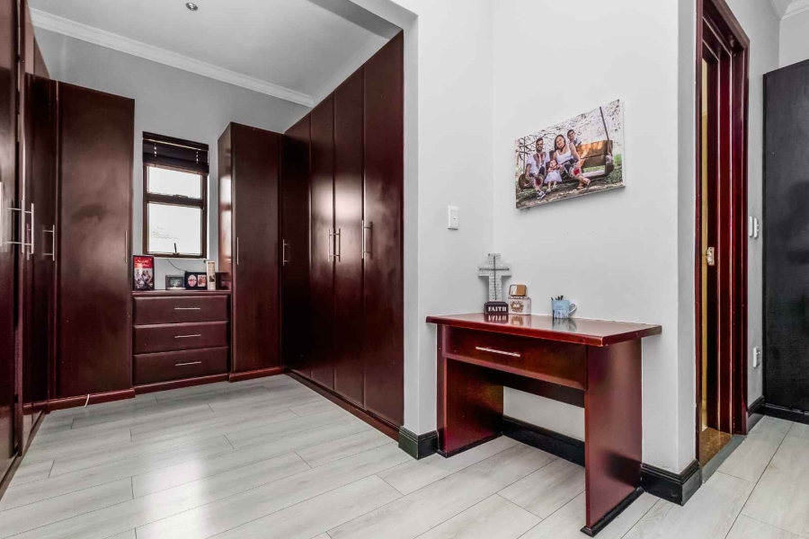 4 Bedroom Property for Sale in Fourways Gauteng