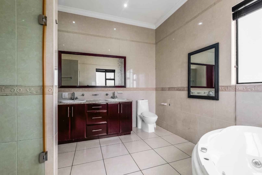 4 Bedroom Property for Sale in Fourways Gauteng