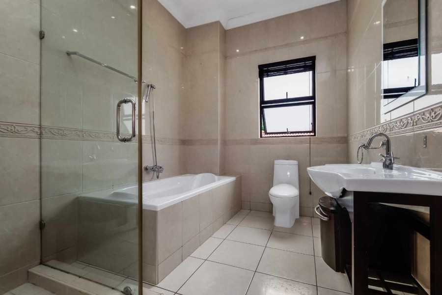 4 Bedroom Property for Sale in Fourways Gauteng