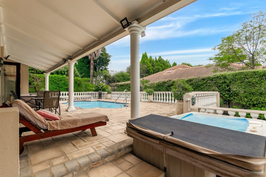 5 Bedroom Property for Sale in Dainfern Golf Estate Gauteng