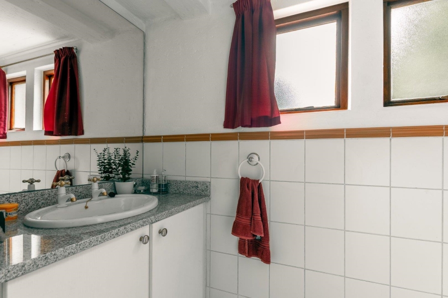 5 Bedroom Property for Sale in Dainfern Golf Estate Gauteng