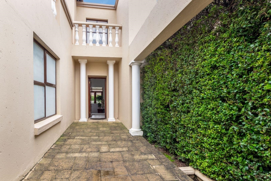 5 Bedroom Property for Sale in Dainfern Golf Estate Gauteng