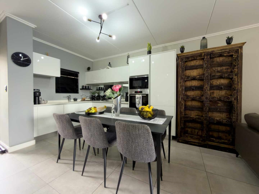 2 Bedroom Property for Sale in Eye of Africa Gauteng