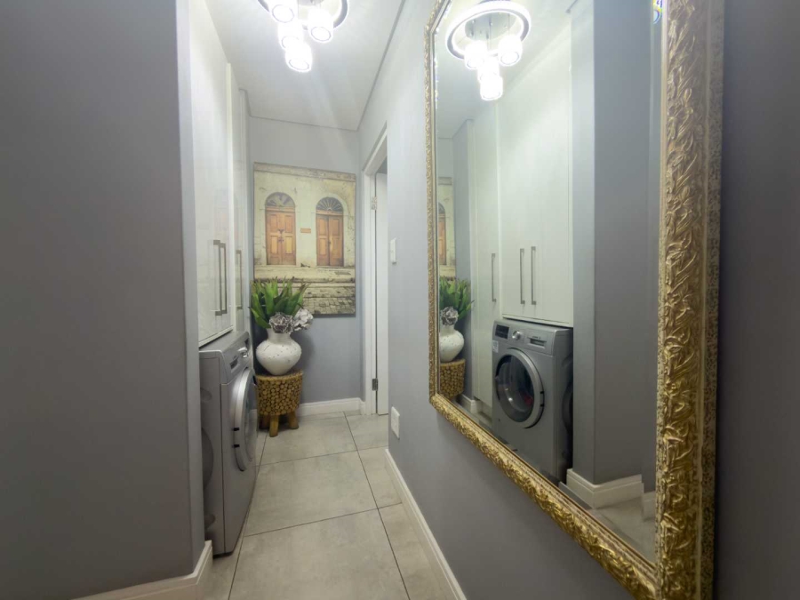 2 Bedroom Property for Sale in Eye of Africa Gauteng