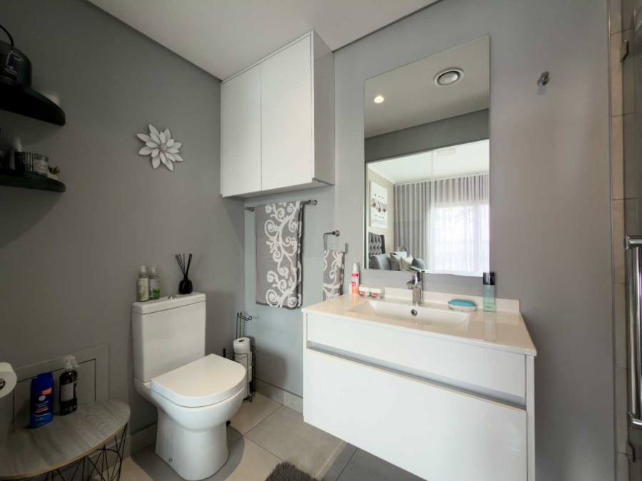 2 Bedroom Property for Sale in Eye of Africa Gauteng