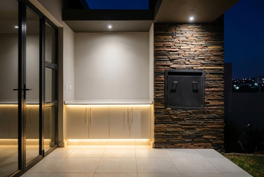3 Bedroom Property for Sale in Eye of Africa Gauteng