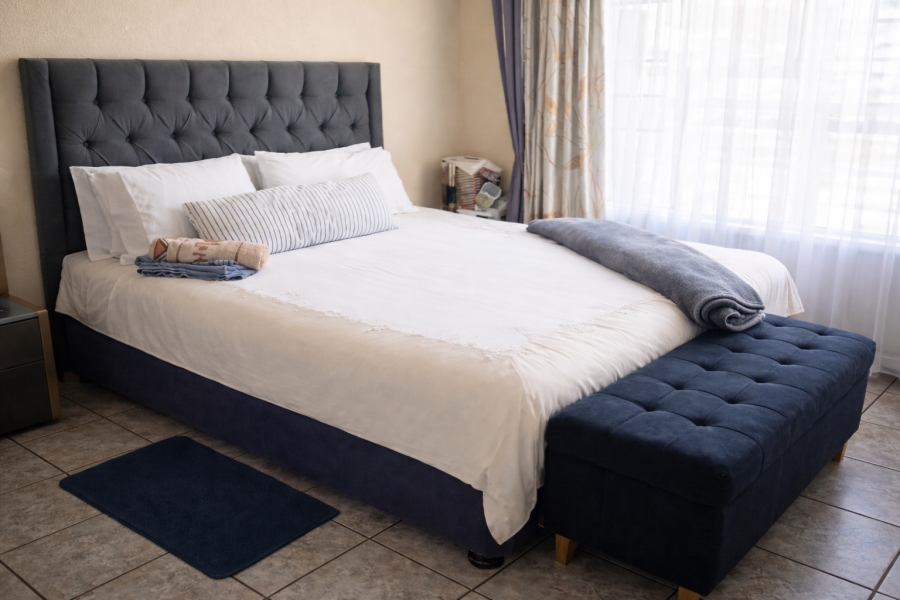 2 Bedroom Property for Sale in Goedeburg Gauteng